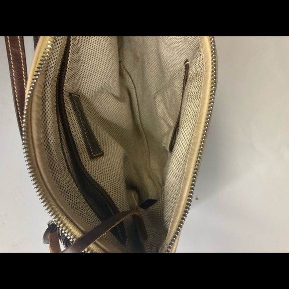 Dooney Bourke Tan Leather Pebbled Shoulder bag - Picture 5 of 8